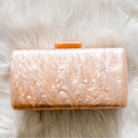 Elsa Acrylic Swirl Rounded Box Clutch Bag - Picture 6 of 8